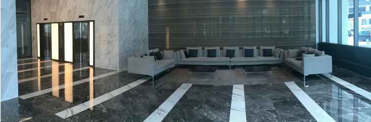 Lobby Vogue Suites One by Joe