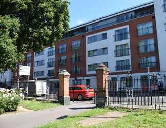 Exterior 2 Northfields apartments