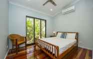 Kamar Tidur 5 Deb's Shed