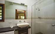 In-room Bathroom 7 Pure Magnetic Villa 4