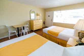 Bedroom 4 American Safari Motel