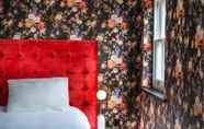 Kamar Tidur 7 Lock & Key Hotel