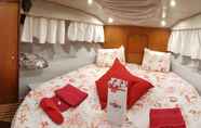 Kamar Tidur 5 Yacht Suite Civitavecchia
