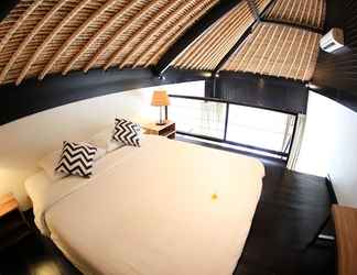 Kamar Tidur 2 Wave House surf camp - Hostel