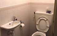 Toilet Kamar 5 MyCityLofts - Teilinger