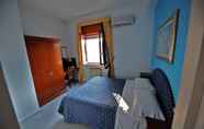 Kamar Tidur 7 Hotel Donato