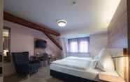 Phòng ngủ 3 Weinbar und Hotel FahrAway