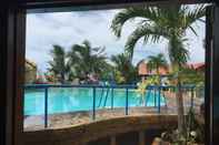 Kolam Renang Precia Villavert Beach Resort