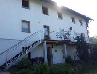 Exterior 2 Cozy Apartment with Roof Terrace