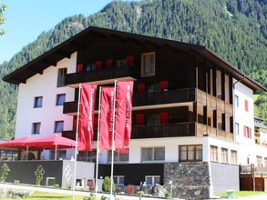 外部的 4 first mountain Hotel Montafon