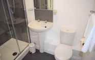 In-room Bathroom 2 Kelpies Serviced Apartments