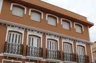 Exterior Hostal Avenida