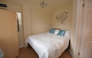 Bedroom 2 Little Rushbrook Cottages