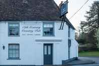 Exterior The Fleur de Lys Inn