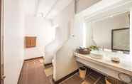 In-room Bathroom 6 Heritance Ayurveda