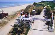 Nearby View and Attractions 5 International Camping Torre Cerrano