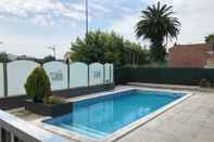 Swimming Pool Hotel La Traina