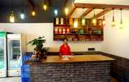 Bar, Cafe and Lounge 3 Bugu Hostel