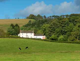 Exterior 2 Bishopcleugh Guest House