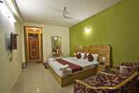 Bedroom Himanshu Resorts