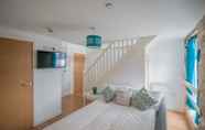 Kamar Tidur 2 Kirkstall Bridge Apartments - 23