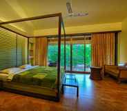 Bedroom 4 Zaras Resort