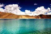 Swimming Pool TIH Pangong Lake View Cottages and Camps