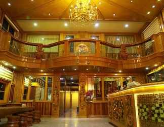 Lobby 2 Hotel Shwe Pyi Tan