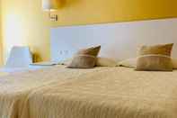 Bedroom Hotel Llansola