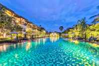 สระว่ายน้ำ Angkor Palace Suite & Villa