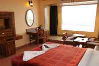 Bedroom Palette - Hotel Ocean Inn