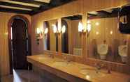 Phòng tắm bên trong 7 Hotel El Seto
