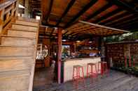 Bar, Kafe dan Lounge Lee Wine Ruk Thai Resort