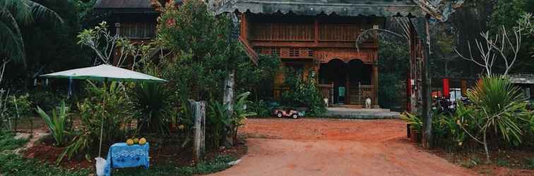 Bên ngoài Crossroads House - Hostel