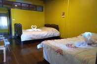 Kamar Tidur Crossroads House - Hostel