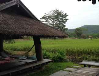 ภายนอกอาคาร 2 Pai Chan Cottage & Cuisine