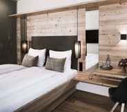 Bedroom 4 Tirol Lodge