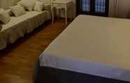 Kamar Tidur 5 B&B Lake Como Cottage