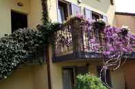 Exterior B&B Lake Como Cottage