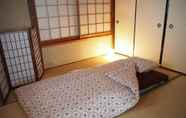 Bedroom 2 GUEST HOUSE TEN-ROKU - Hostel, Caters to Women