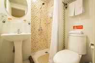 In-room Bathroom Home Inn Gaoxin 1 Road