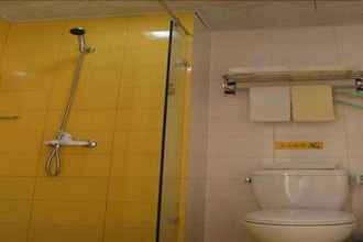 In-room Bathroom 4 Home Inn Hanguang Men Small Goose Pagoda