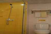 In-room Bathroom Home Inn Hanguang Men Small Goose Pagoda