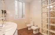 In-room Bathroom 3 Home Inn Zhenbei Road