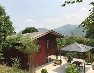 Bên ngoài 2 Forest Guesthouse