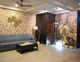 Lobby 2 Hotel Kashish Plaza