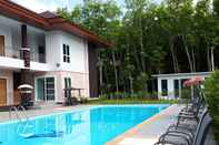 สระว่ายน้ำ Pool House Lanska