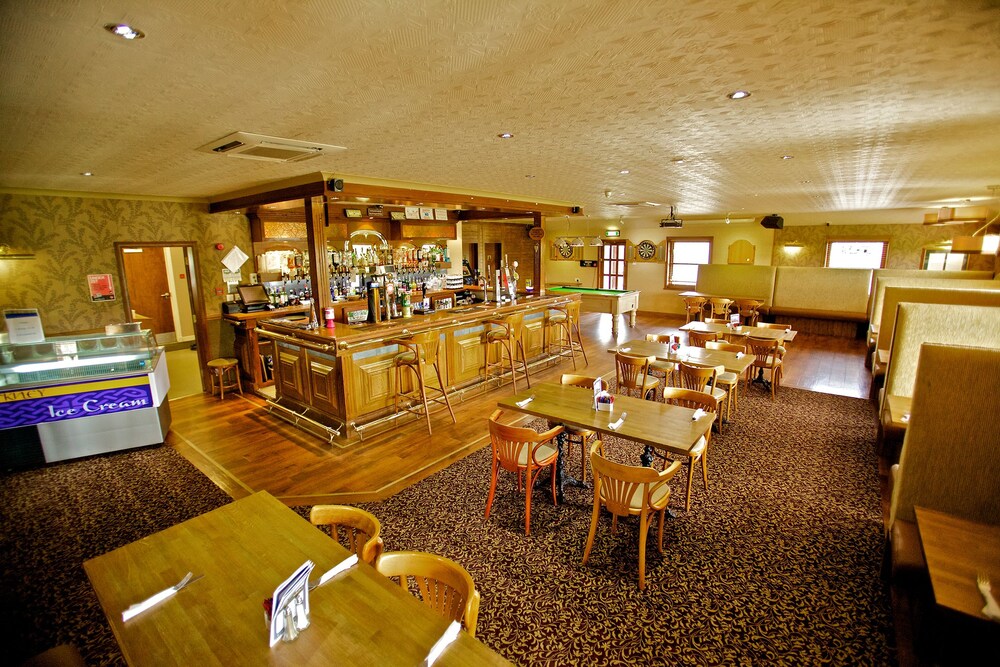 Bar, Cafe and Lounge Standing Stones Hotel
