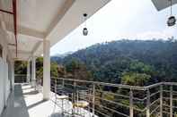 Bedroom Hostess Thekkady