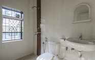 In-room Bathroom 2 GuestHouser 1 BHK Apartment in - 84f8